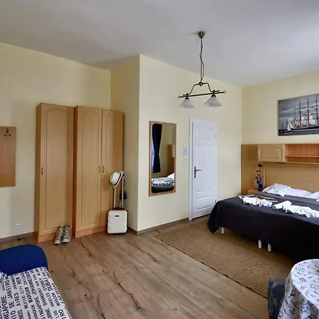 Casteria Affittacamere 3*