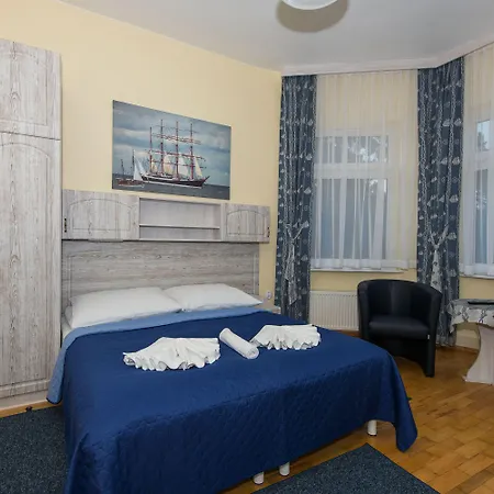 Casteria بيت ضيافة